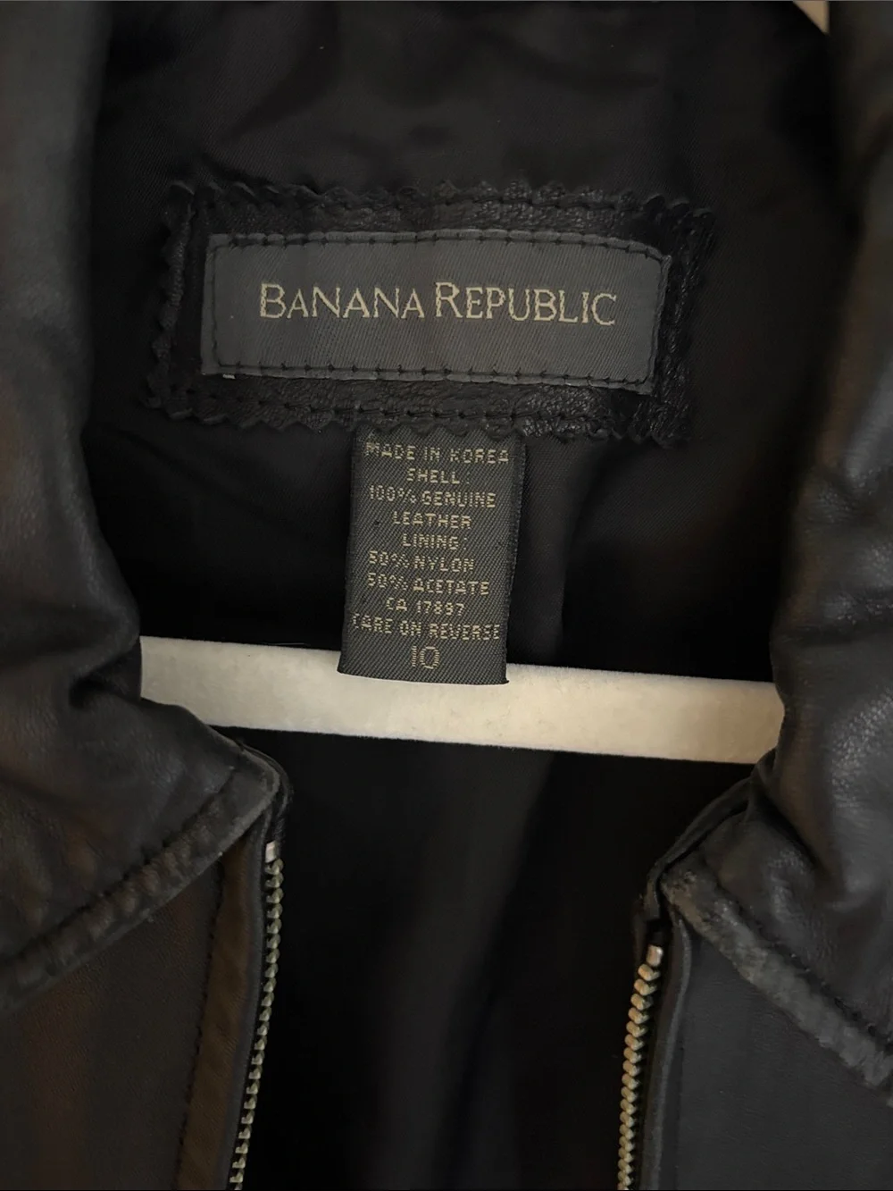 Banana Republic sleek banana
